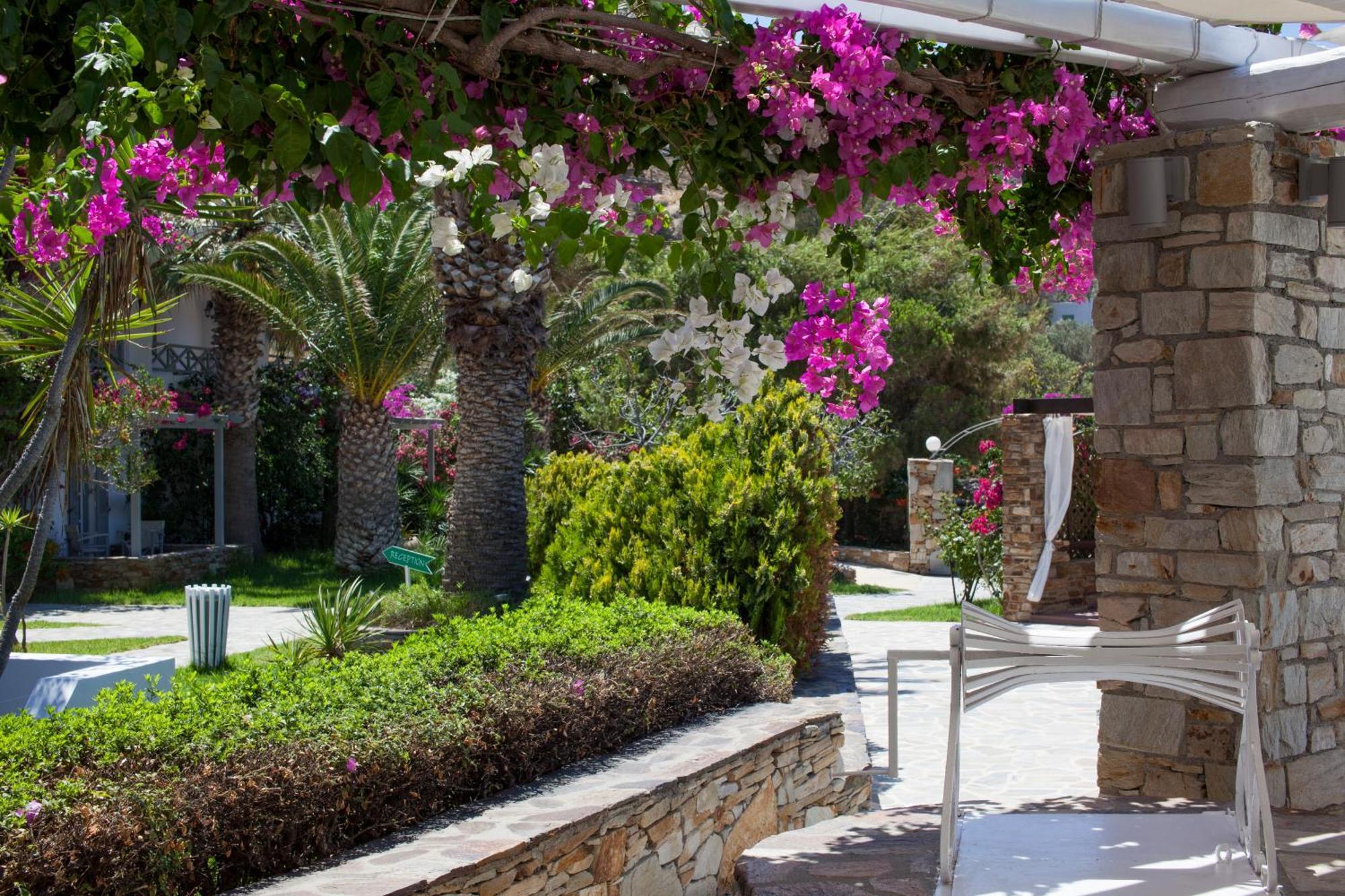 Dionysos Seaside Resort Ios Milopótasz Kültér fotó
